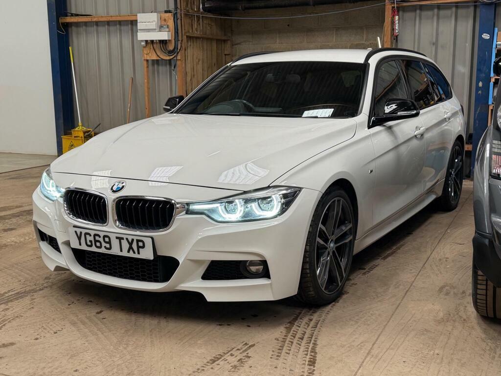 BMW 3 Series 2.0 320I M Sport Shadow Edition Touring Euro YG69TXP White #2