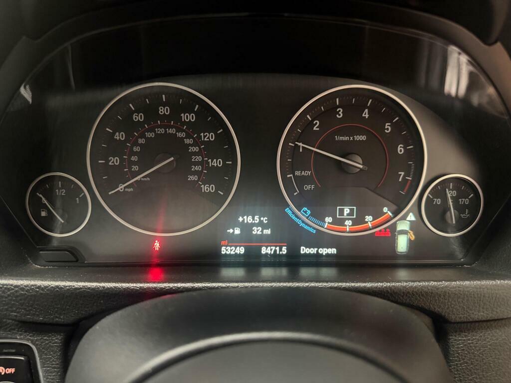 BMW 3 Series 2.0 320I M Sport Shadow Edition Touring Euro YG69TXP White #3