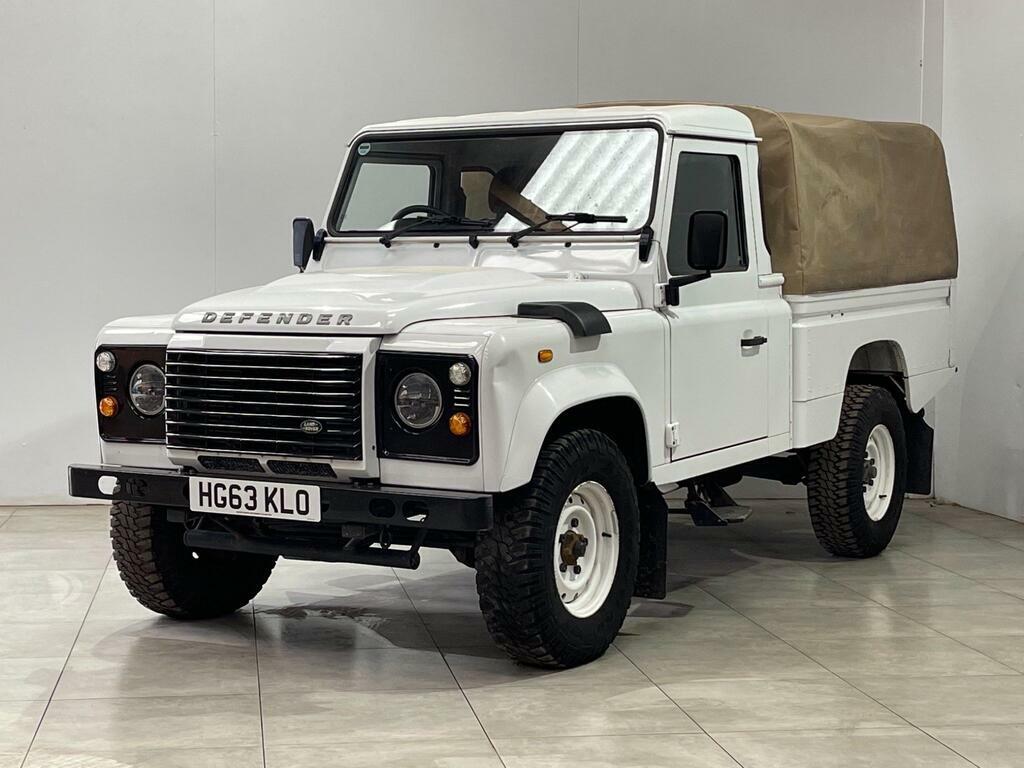 Land Rover Defender 110 2.2 Tdci 4Wd Mwb White
