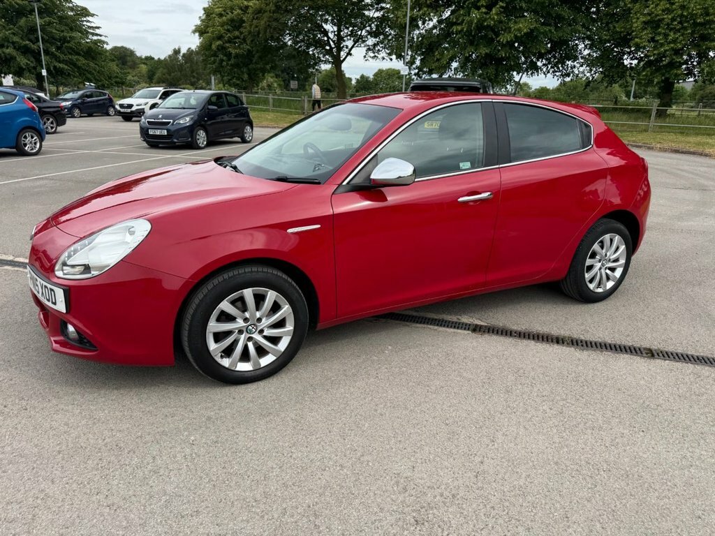 Alfa Romeo Giulietta 1.4L Distinctive PN15XOD Red #2