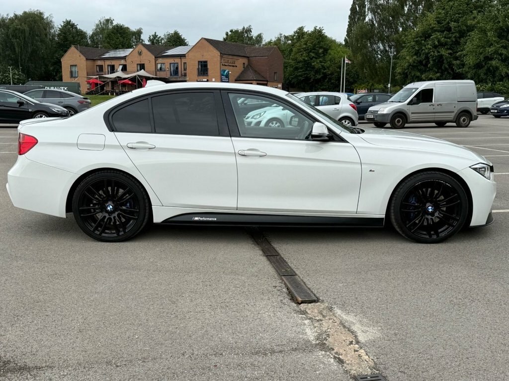 BMW 3 Series 2L M Sport YJ63HKO White #4