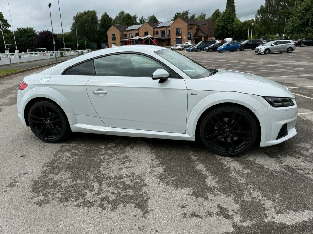 Audi TT 2L S Line KV15EOJ White #2
