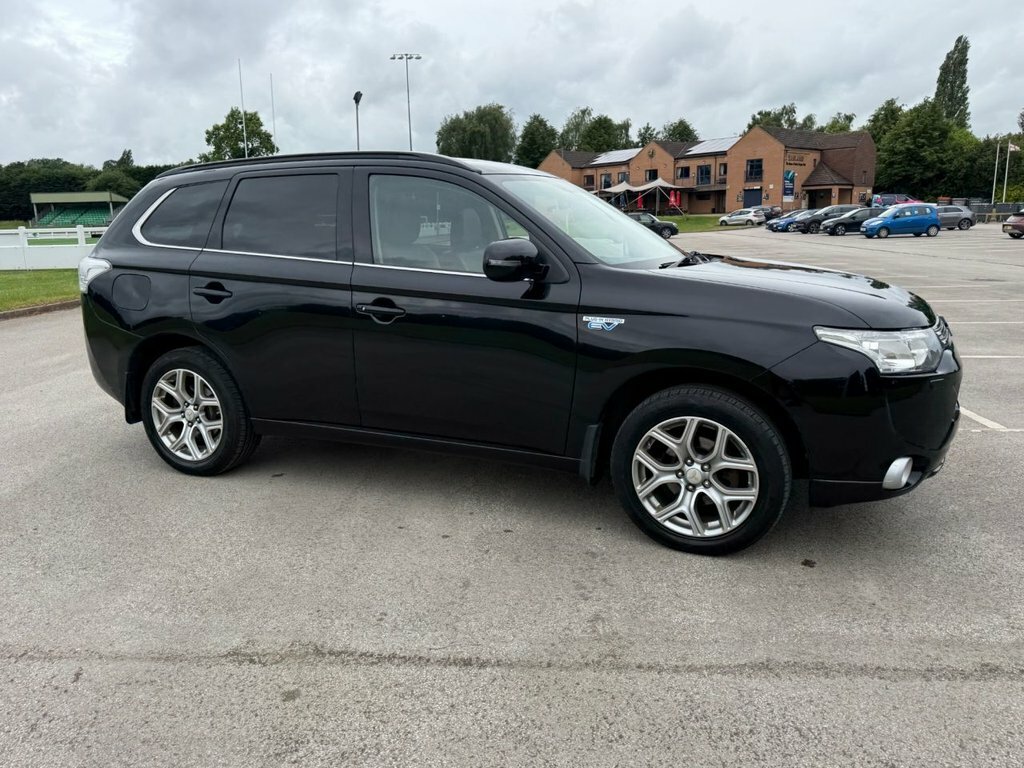Mitsubishi Outlander Outlander 2.0 Phev Gx4h Estate White #24
