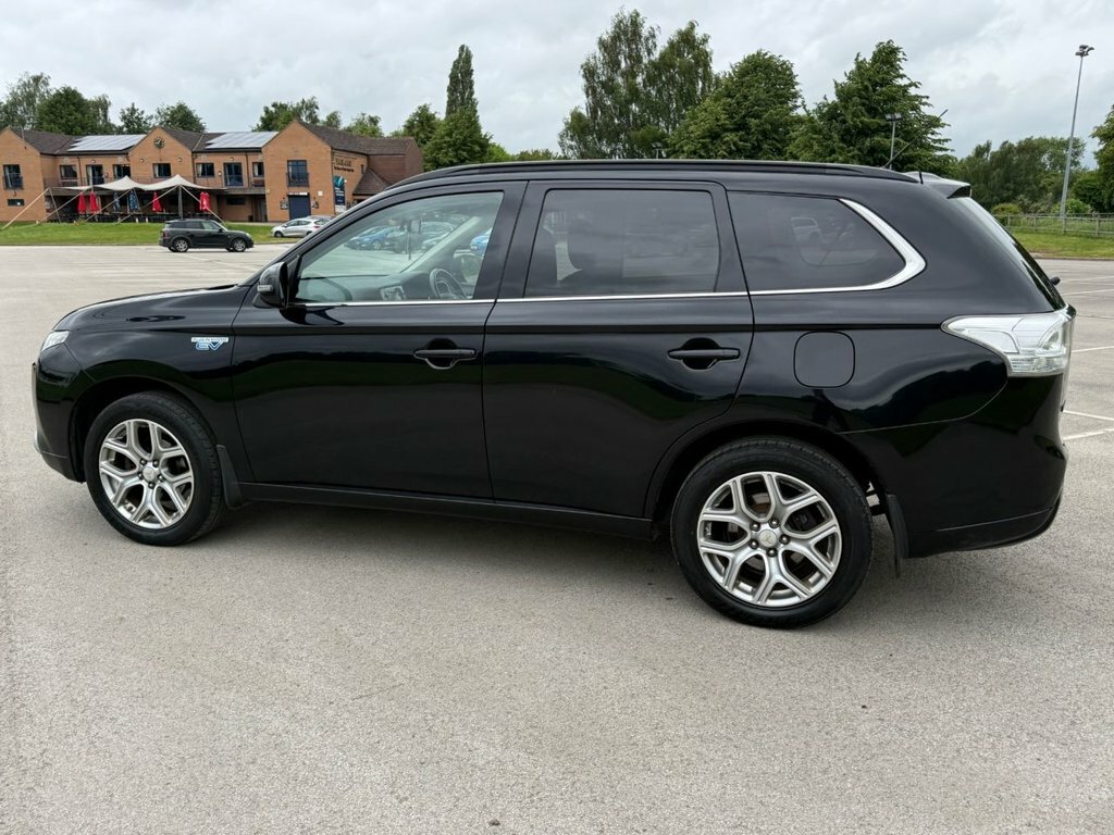 Mitsubishi Outlander Outlander 2.0 Phev Gx4h Estate White #5
