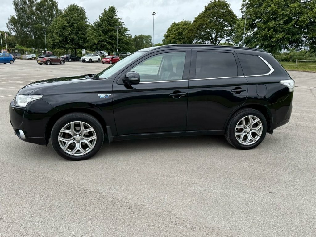 Mitsubishi Outlander Outlander 2.0 Phev Gx4h Estate White #51