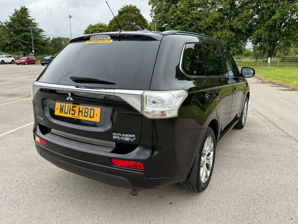 Mitsubishi Outlander Outlander 2.0 Phev Gx4h Estate White #36