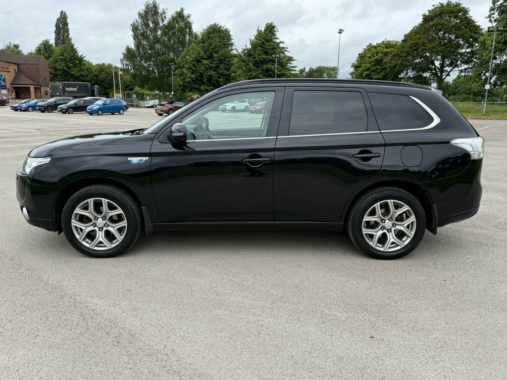 Mitsubishi Outlander Outlander 2.0 Phev Gx4h Estate White #49