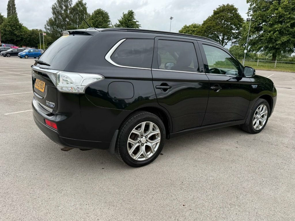 Mitsubishi Outlander Outlander 2.0 Phev Gx4h Estate White #31