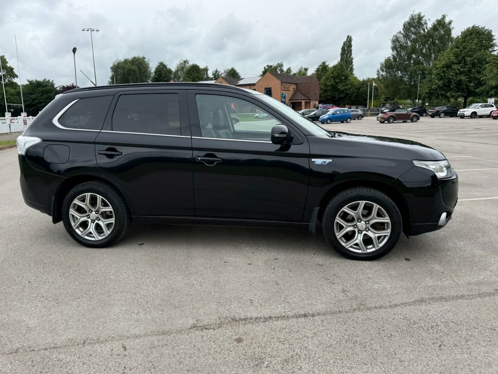 Mitsubishi Outlander Outlander 2.0 Phev Gx4h Estate White #22