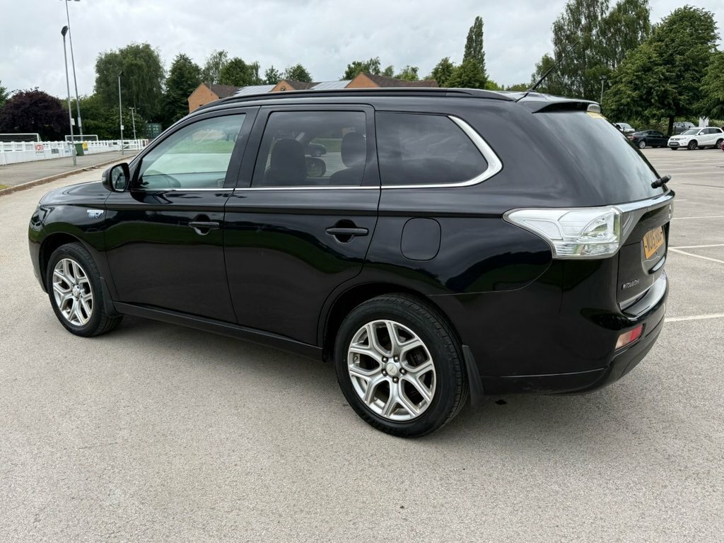 Mitsubishi Outlander Outlander 2.0 Phev Gx4h Estate White #45