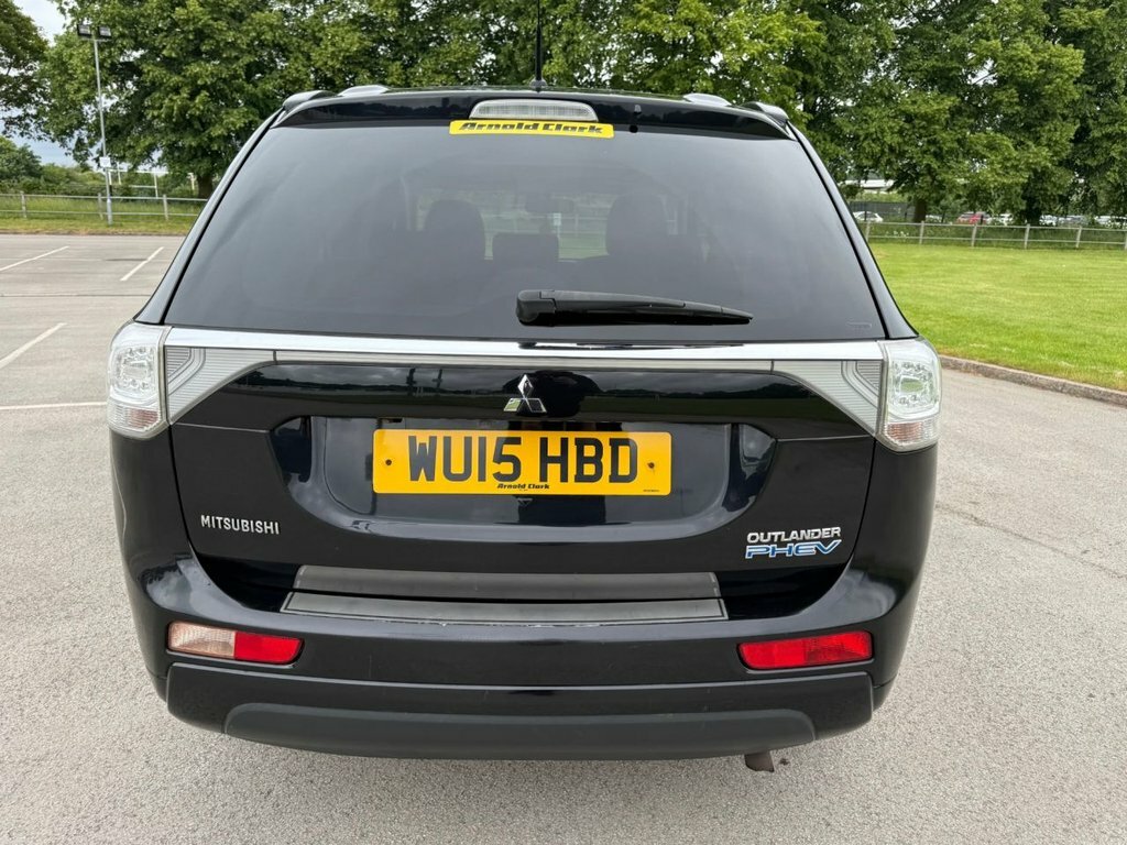Mitsubishi Outlander Outlander 2.0 Phev Gx4h Estate White #38