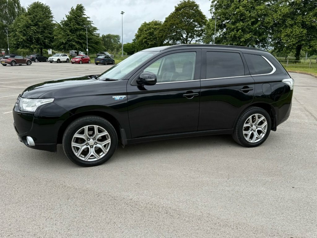 Mitsubishi Outlander Outlander 2.0 Phev Gx4h Estate White #54