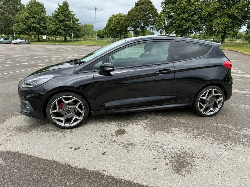 Ford Fiesta 1.0 Ecoboost 125 Vignale Edition White #57