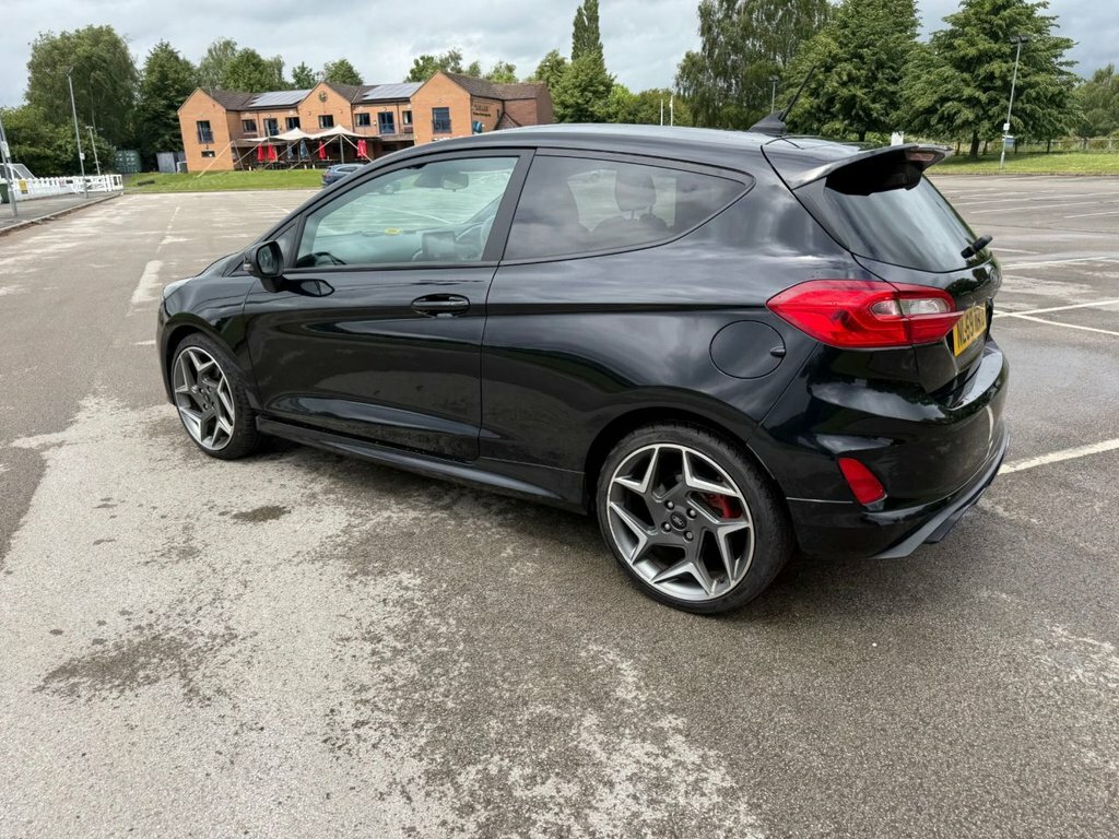 Ford Fiesta 1.0 Ecoboost 125 Vignale Edition White #51