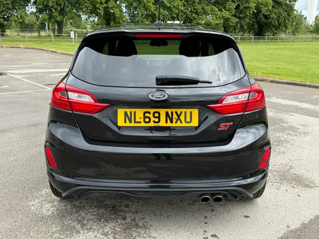 Ford Fiesta 1.0 Ecoboost 125 Vignale Edition White #9