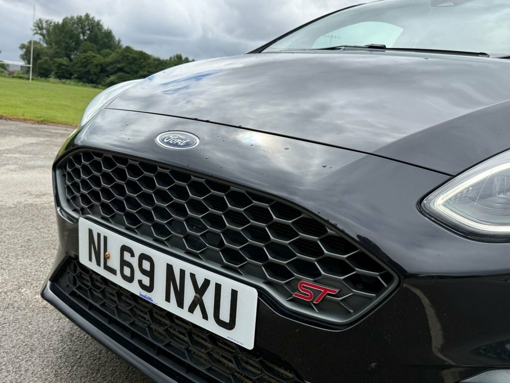 Ford Fiesta 1.0 Ecoboost 125 Vignale Edition White #13