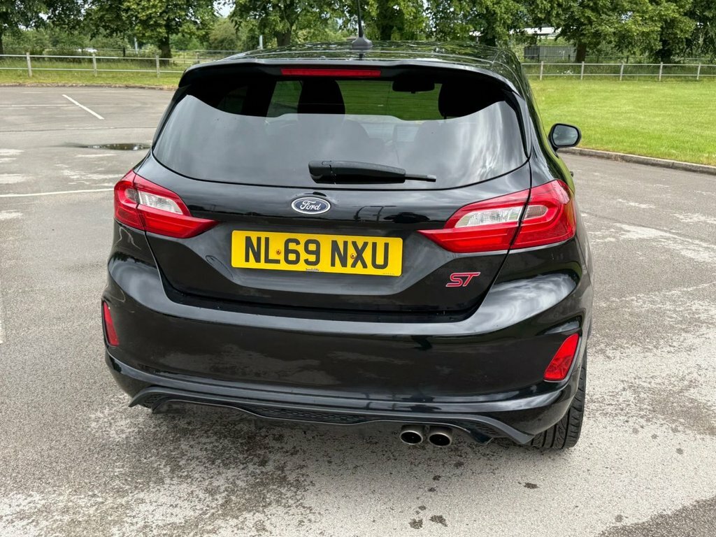 Ford Fiesta 1.0 Ecoboost 125 Vignale Edition White #44