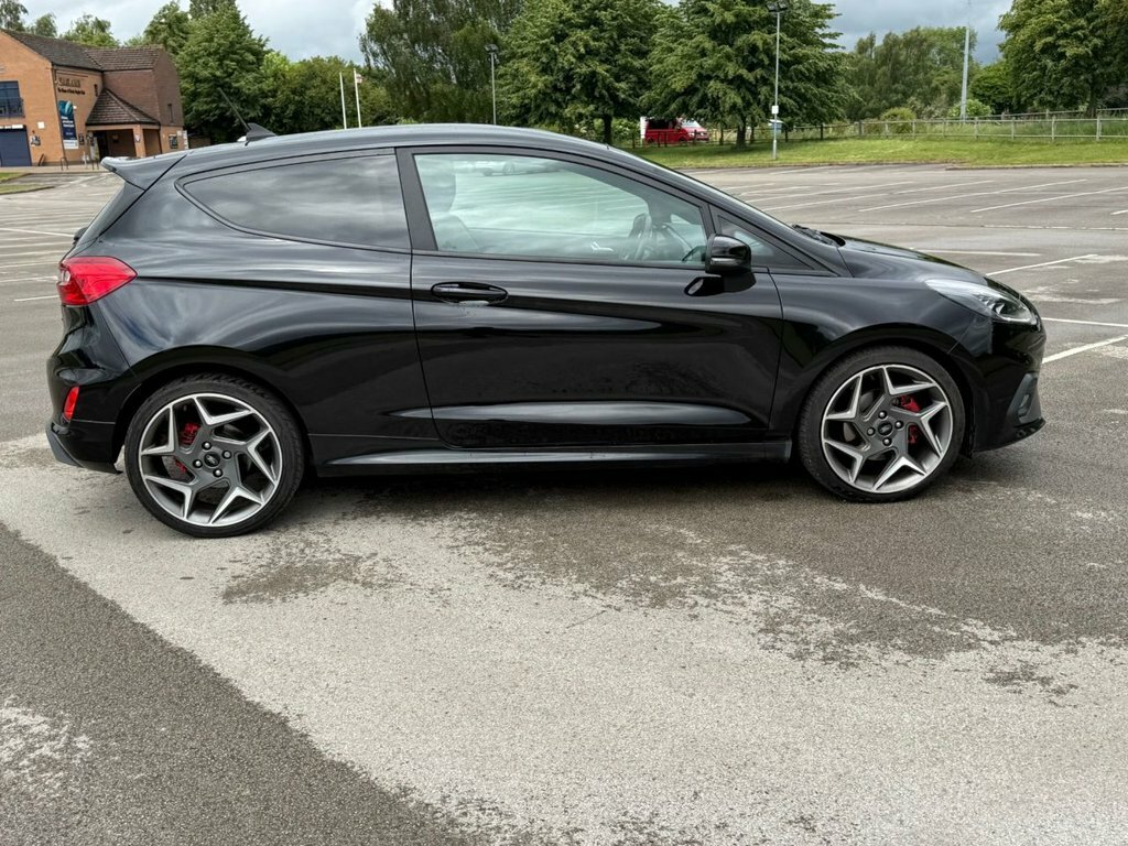 Ford Fiesta 1.0 Ecoboost 125 Vignale Edition White #29