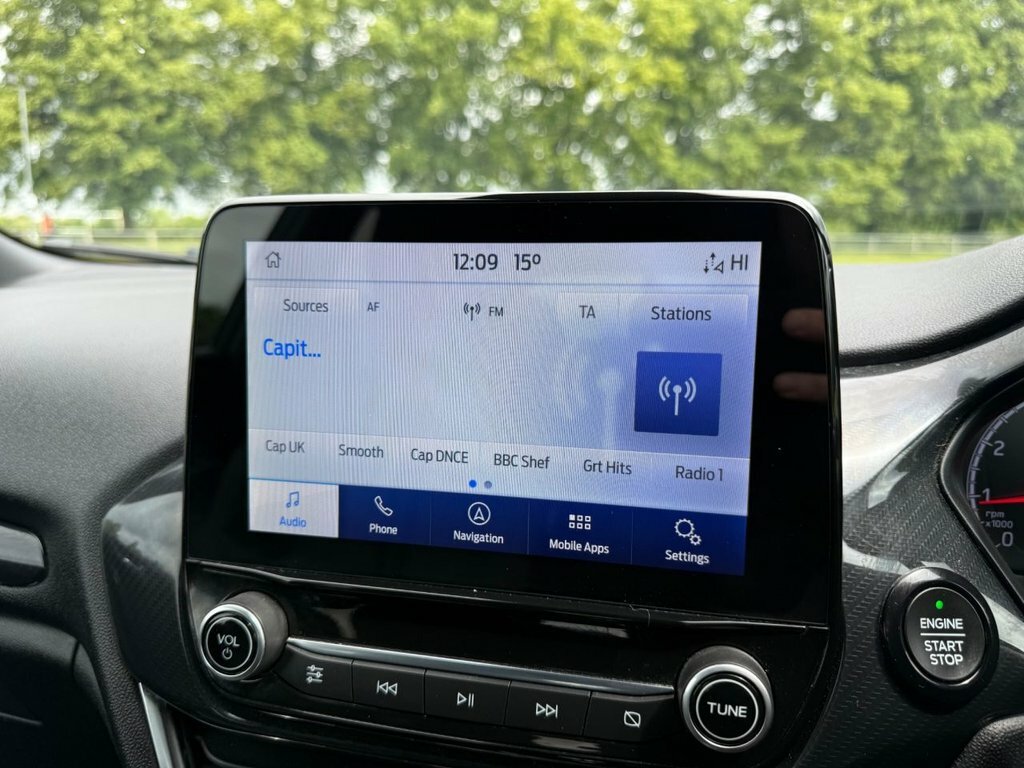 Ford Fiesta 1.0 Ecoboost 125 Vignale Edition White #18
