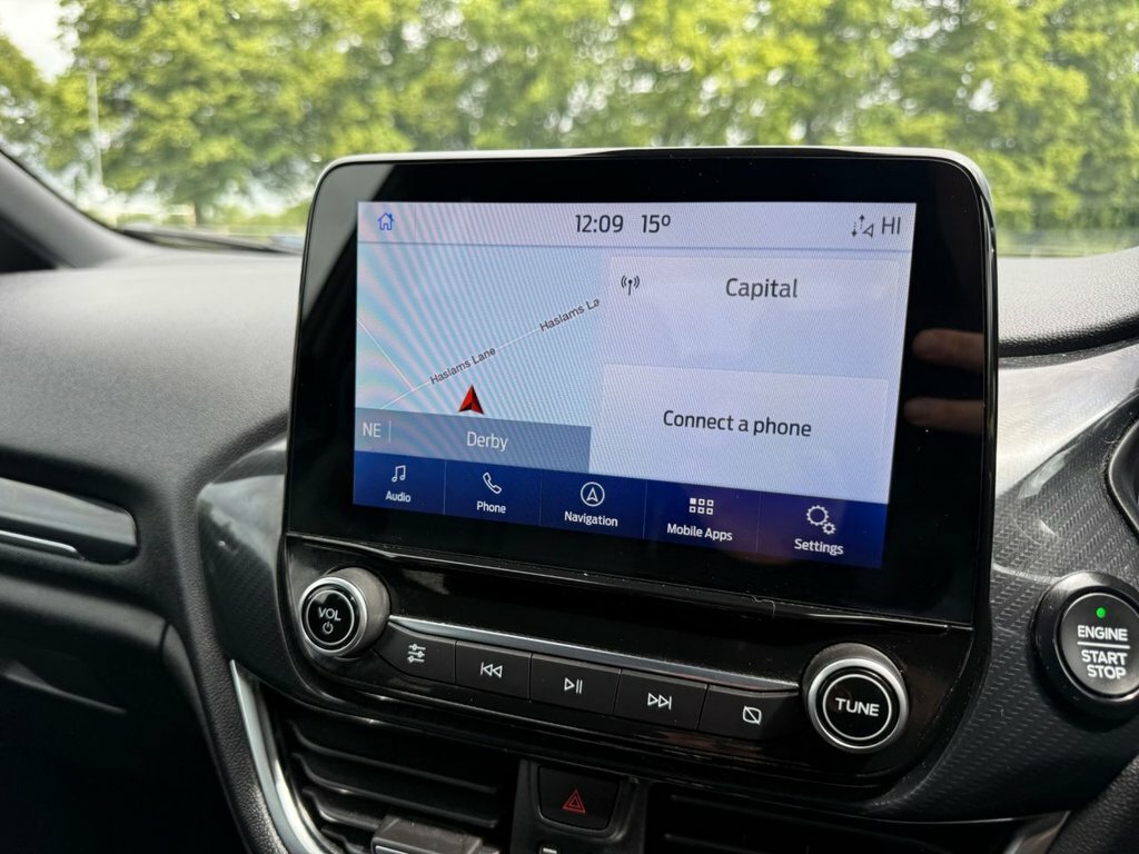 Ford Fiesta 1.0 Ecoboost 125 Vignale Edition White #15