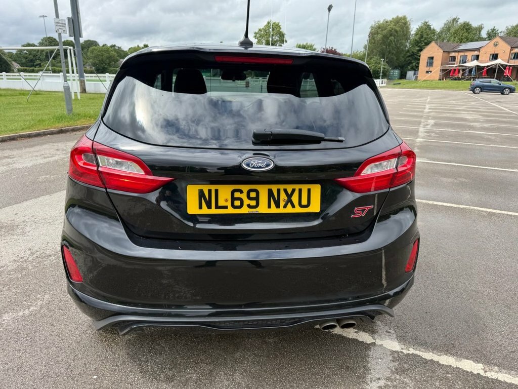 Ford Fiesta 1.0 Ecoboost 125 Vignale Edition White #46