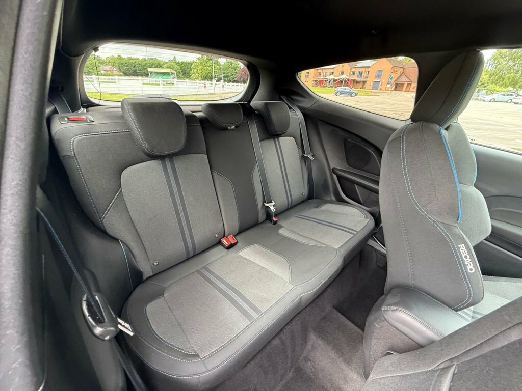Ford Fiesta 1.0 Ecoboost 125 Vignale Edition White #11