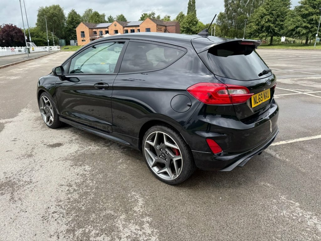 Ford Fiesta 1.0 Ecoboost 125 Vignale Edition White #52