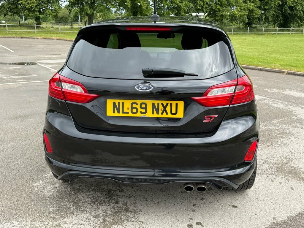 Ford Fiesta 1.0 Ecoboost 125 Vignale Edition White #43