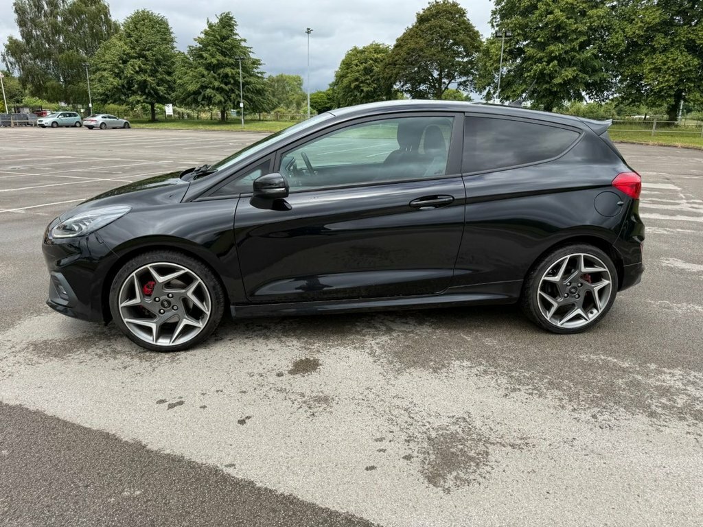 Ford Fiesta 1.0 Ecoboost 125 Vignale Edition White #56
