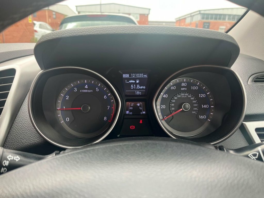 Hyundai I30 2013 63 Active White #7