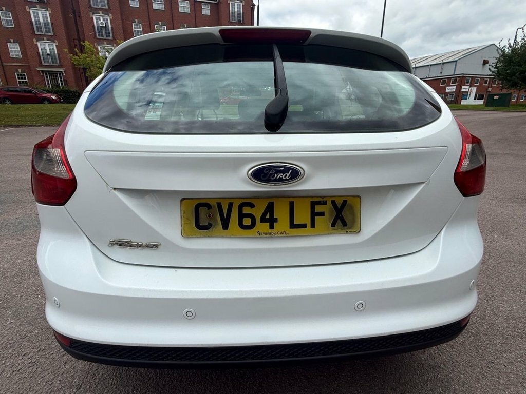 Ford Focus 1.6L Zetec Navigator CV64LFX White #6