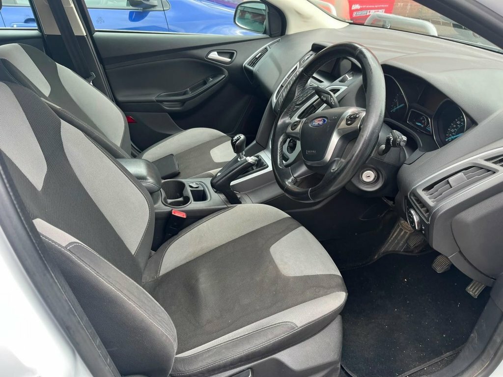 Ford Focus Zetec Red #3