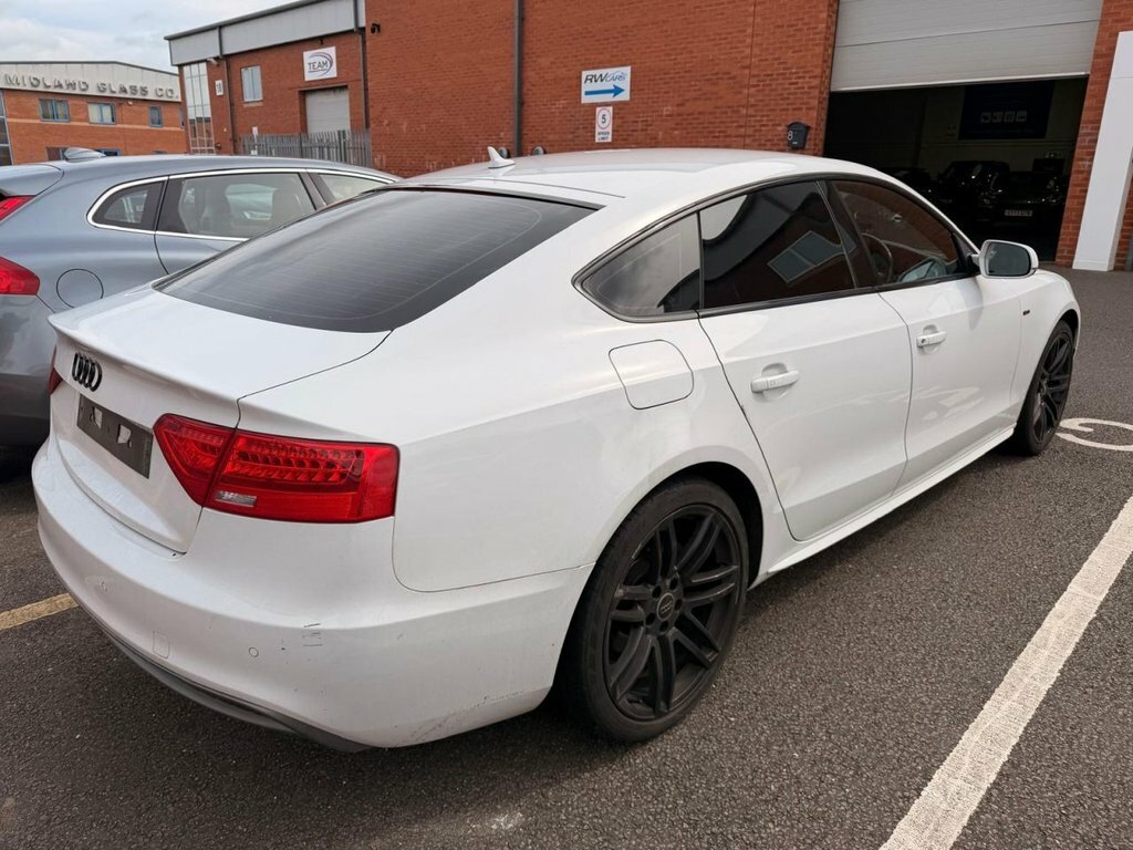 Audi A5 2L S Line White #2
