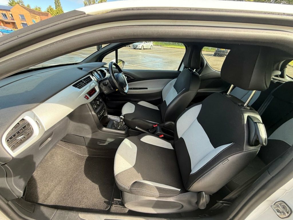 Citroen DS3 1.6 Dstyle 120 Bhp Black #47