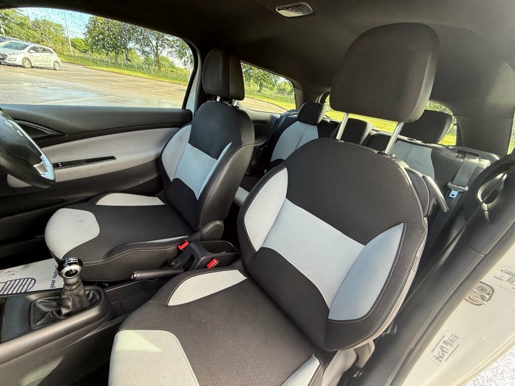 Citroen DS3 1.6 Dstyle 120 Bhp Black #40