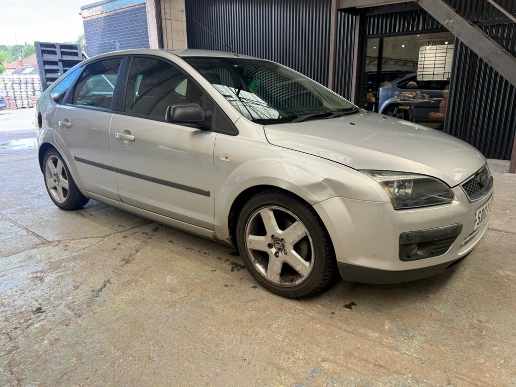 Ford Focus 1.6L Zetec Climate Silver