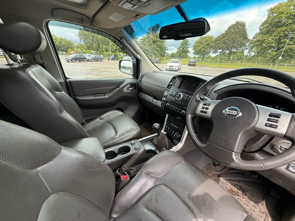 Nissan Pathfinder Suv 2.5 Dci Tekna 201262 Black #50