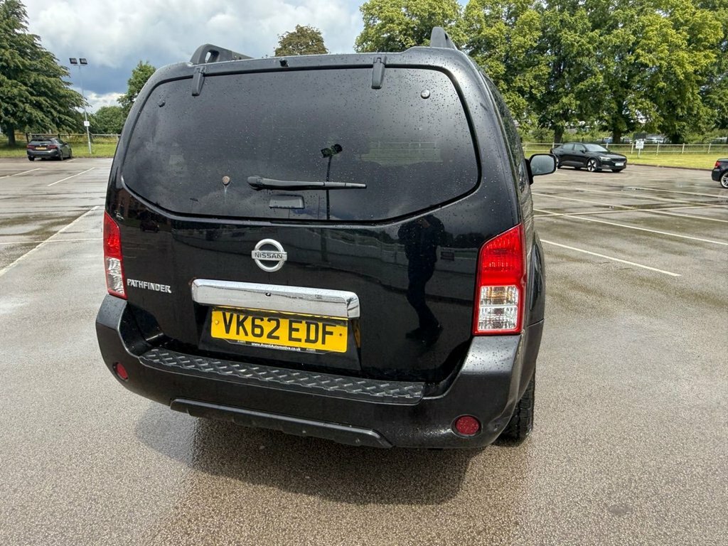 Nissan Pathfinder Suv 2.5 Dci Tekna 201262 Black #35