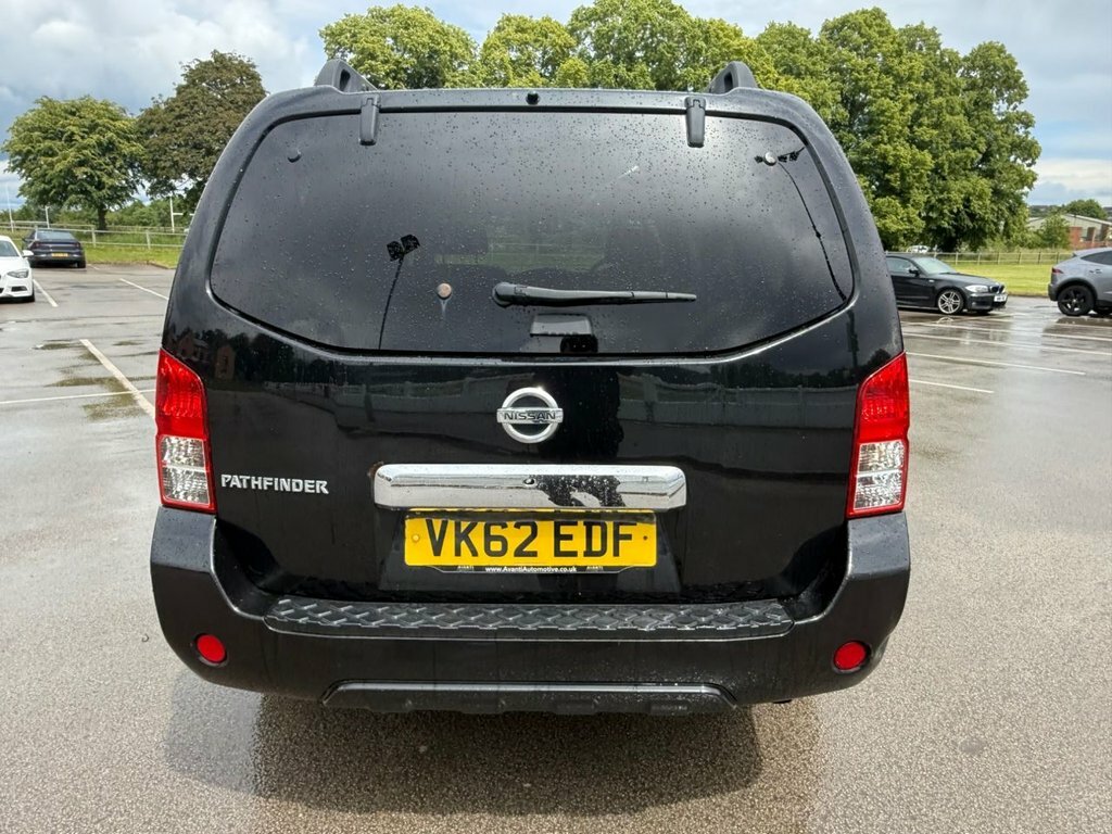 Nissan Pathfinder Suv 2.5 Dci Tekna 201262 Black #38