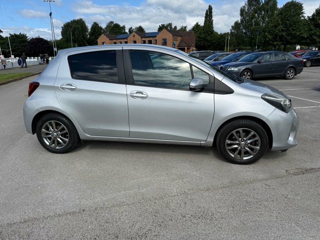 Toyota Yaris 1.3L Icon CK15ZLV Silver #4