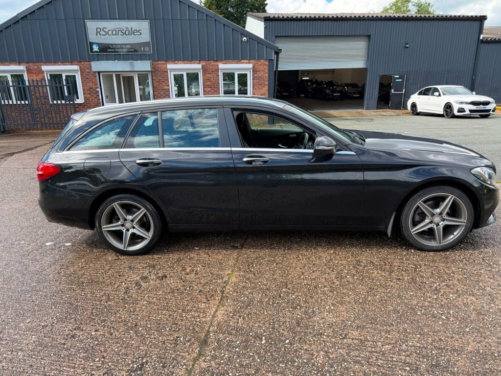 Mercedes-Benz C Class 2.1L Se Black #3