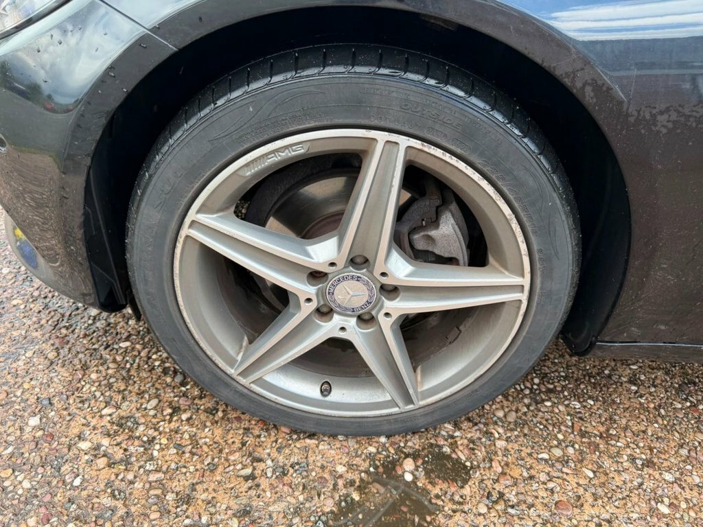 Mercedes-Benz C Class 2.1L Se Black #6
