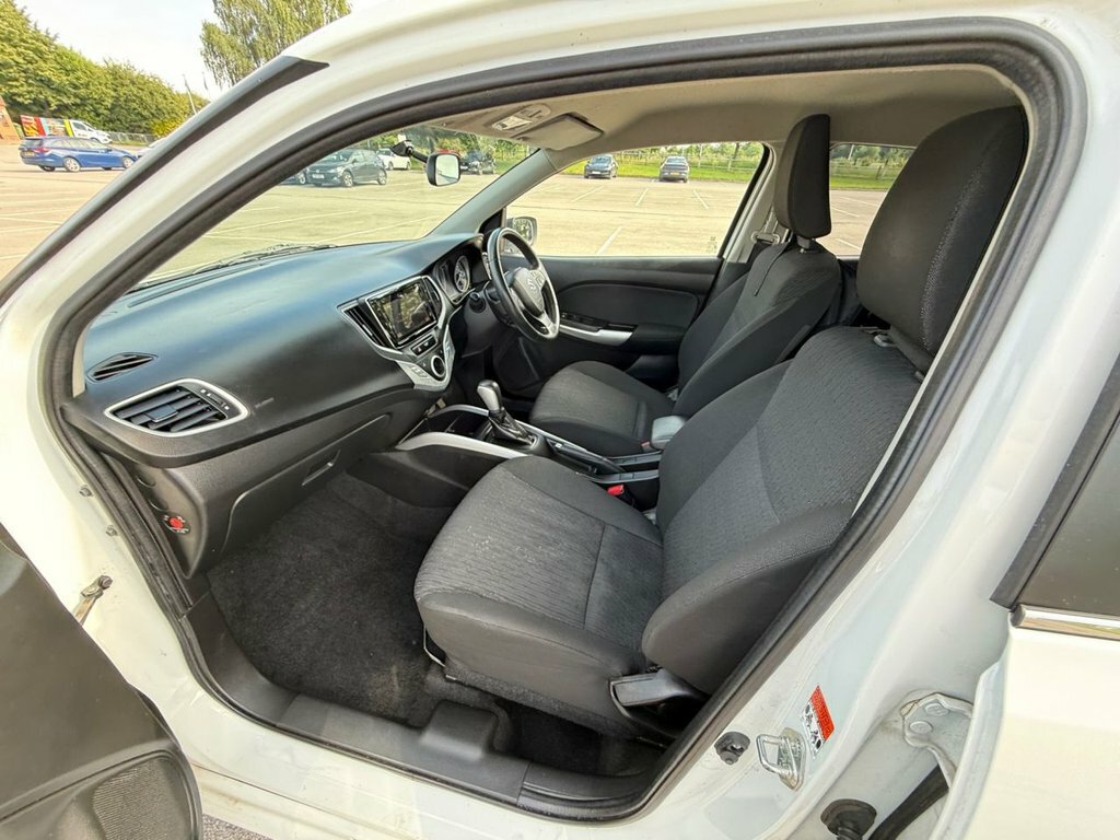 Suzuki Baleno 1.2 Dualjet Sz3 Red #52