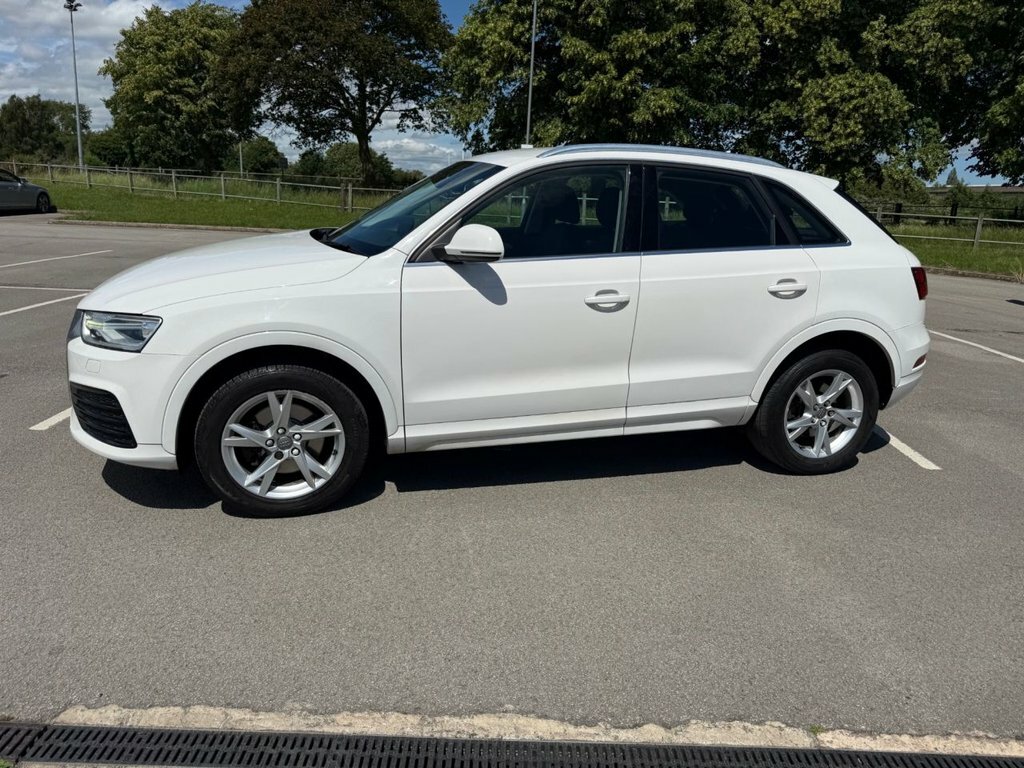 Audi Q3 1.4L Sport DX68XCL White #5