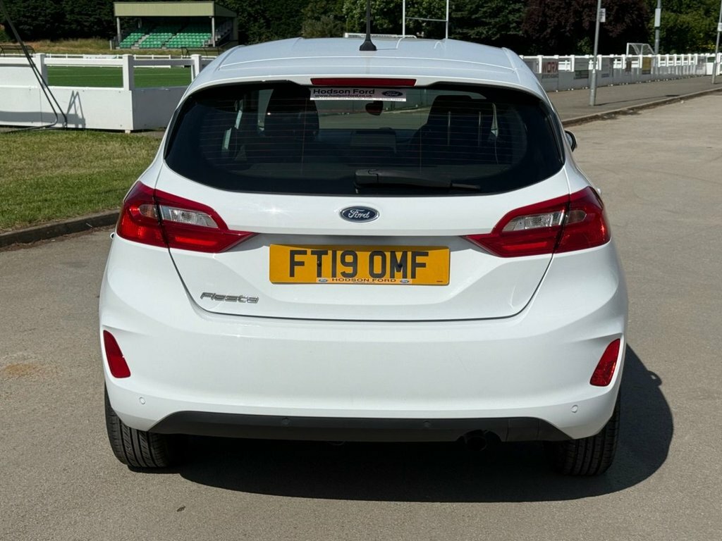 Ford Fiesta 1.1L Zetec BM05BOZ White #4