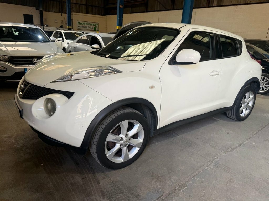 Nissan Juke 1.6L Acenta White #2