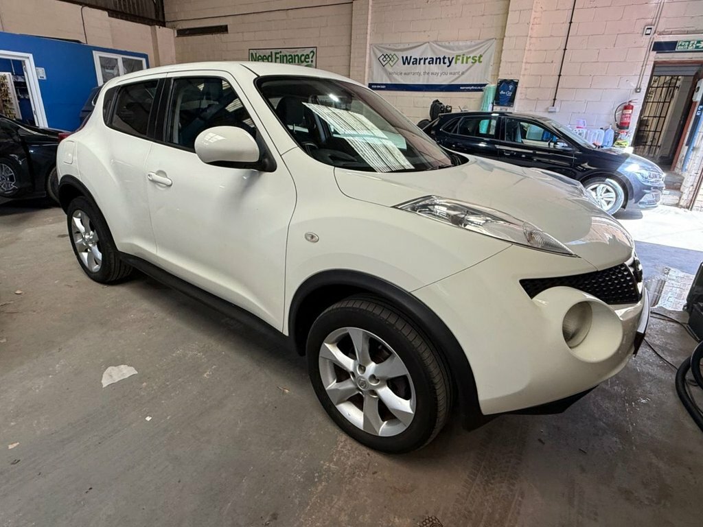 Nissan Juke 1.6L Acenta White