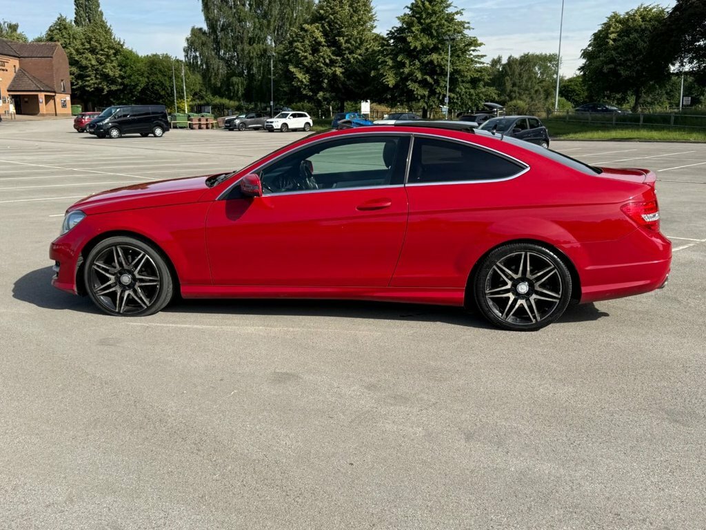 Mercedes-Benz C Class 3.5L Amg Sport Plus Red #2