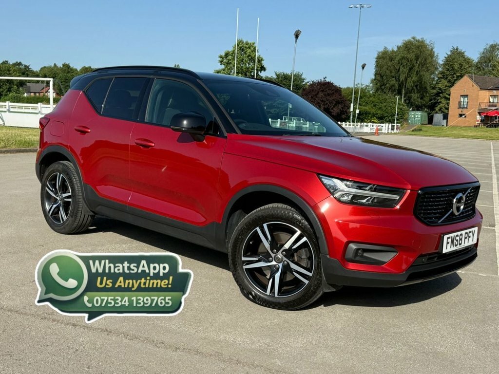Volvo XC40 2L R-design Red