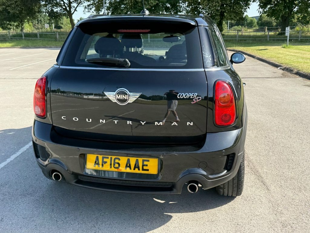 Mini Countryman 1.6L One White #25